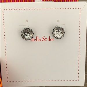 Stella & Dot earrings